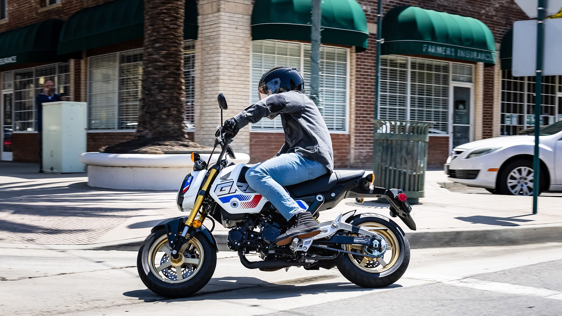 GROM > Your Naked Bike, Your Street Bike